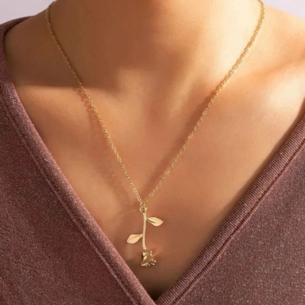 Gold Rose Flower Pendant Necklace